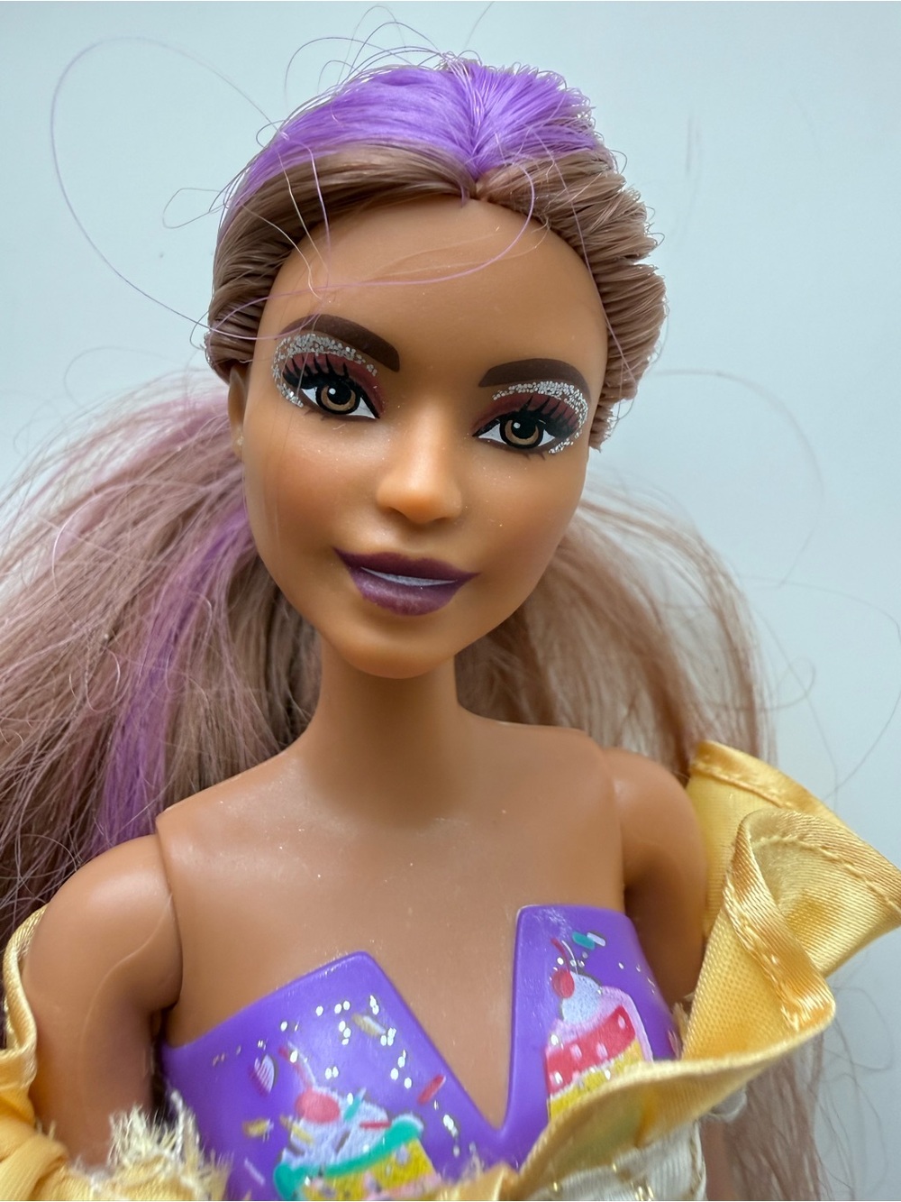 Barbie Color Reveal Glitter